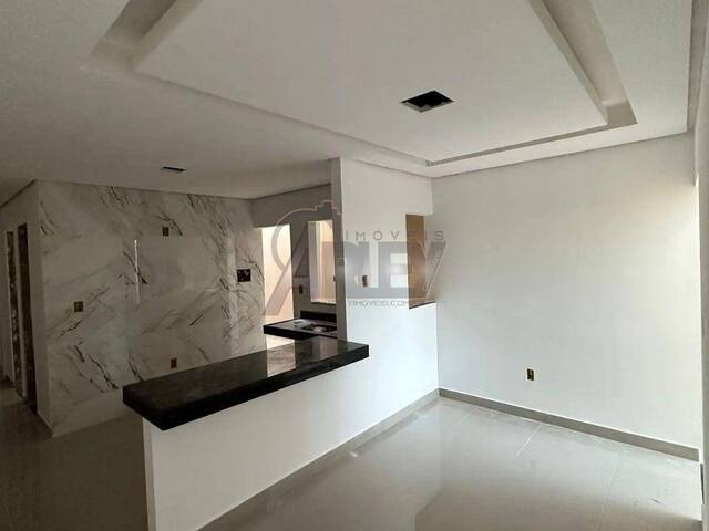 #4041 - Casa Nova para Venda em Montes Claros - MG - 2
