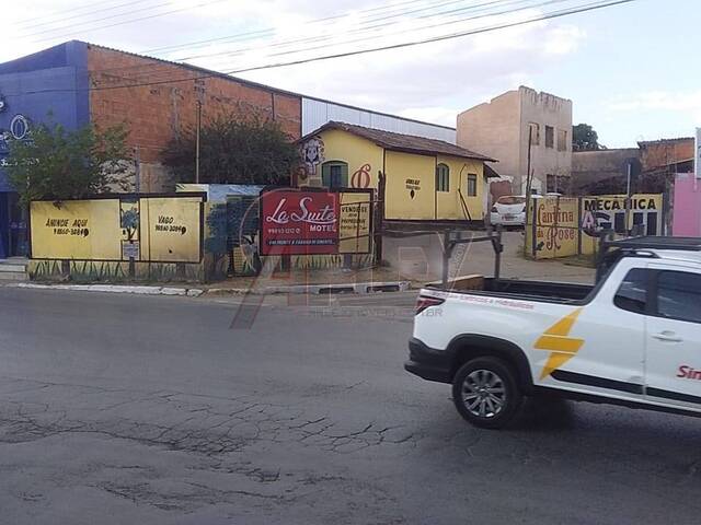 #4248 - Casa para Venda em Montes Claros - MG - 3