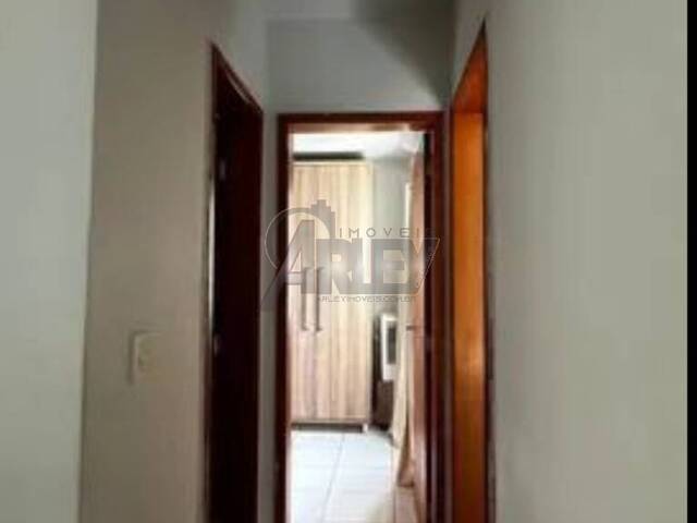 #4498 - Apartamento Usado para Venda em Montes Claros - MG - 2