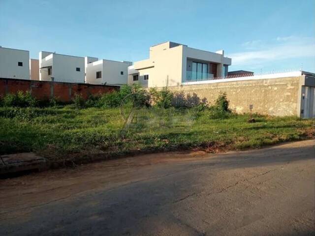 #4580 - Lote Particular para Venda em Montes Claros - MG - 2