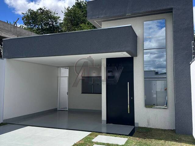 #4615 - CASA USADA / SBPE para Venda em Montes Claros - MG - 2