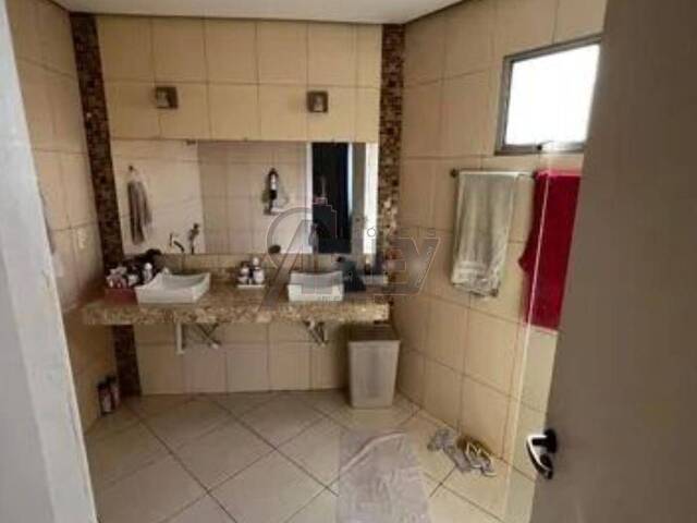 #4619 - CASA USADA / SBPE para Venda em Montes Claros - MG - 3