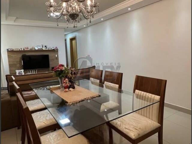 #4745 - Apartamento Usado para Venda em Montes Claros - MG - 1