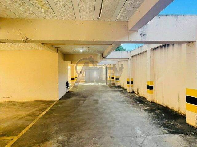 #4791 - Apartamento Usado para Venda em Montes Claros - MG - 2