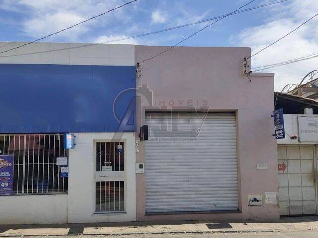 #4796 - Casa Usada para Venda em Montes Claros - MG - 3