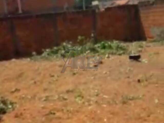 #4923 - Lote Particular para Venda em Montes Claros - MG - 3