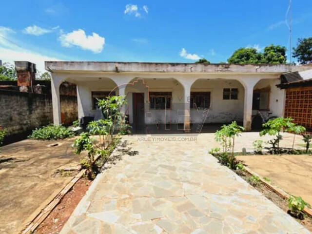 #4927 - Casa Usada para Venda em Montes Claros - MG - 1