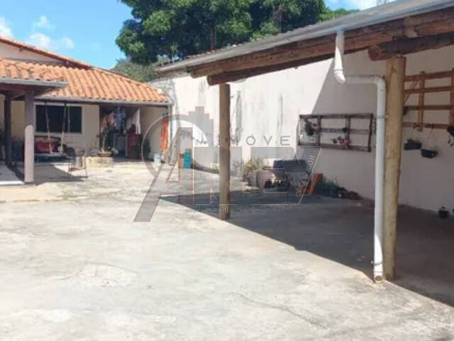 #4933 - Casa Usada para Venda em Montes Claros - MG