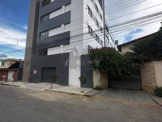 #5024 - Apartamento para Venda em Montes Claros - MG - 1