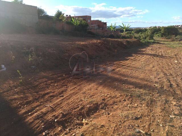 #5054 - Lote Particular para Venda em Montes Claros - MG - 1