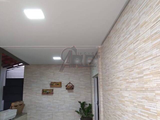 #5084 - Casa Usada para Venda em Montes Claros - MG - 2