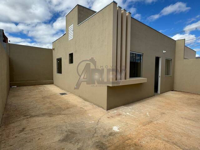 #5157 - Casa Nova para Venda em Montes Claros - MG - 2