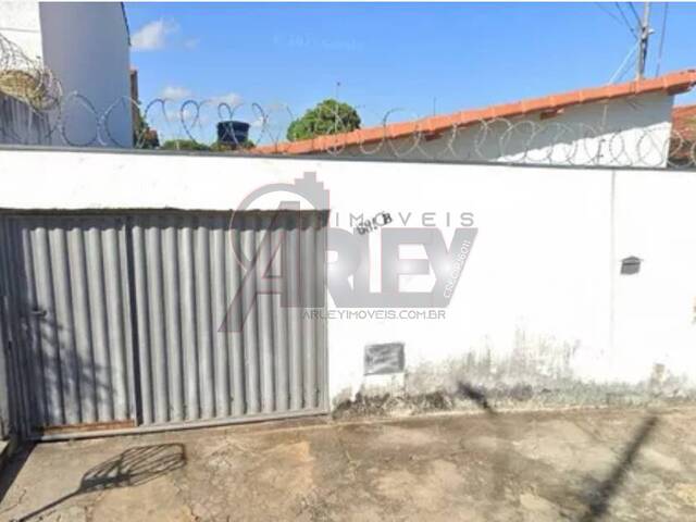 #5173 - Casa Usada para Venda em Montes Claros - MG - 1