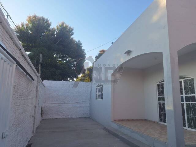 #5236 - Casa Usada para Venda em Montes Claros - MG - 3