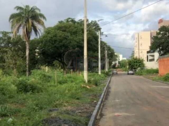 #5242 - Lote Particular para Venda em Montes Claros - MG - 2