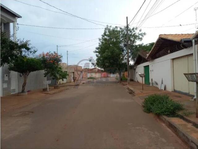 #5253 - Lote Particular para Venda em Montes Claros - MG - 2