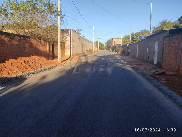 #5263 - Lotes Financiados para Venda em Montes Claros - MG - 2
