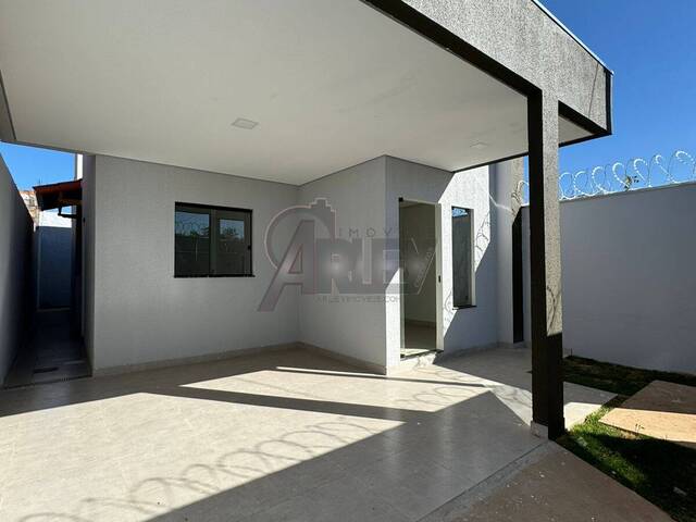 #5292 - Casa Nova para Venda em Montes Claros - MG - 2