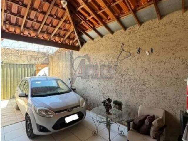 #5303 - Casa Usada para Venda em Montes Claros - MG - 2