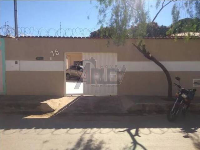 #5306 - Casa Usada para Venda em Montes Claros - MG - 1