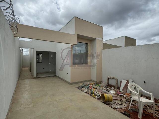 #5313 - Casa Nova para Venda em Montes Claros - MG - 1