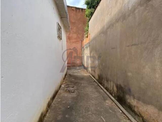 #5336 - CASA USADA / SBPE para Venda em Montes Claros - MG - 3