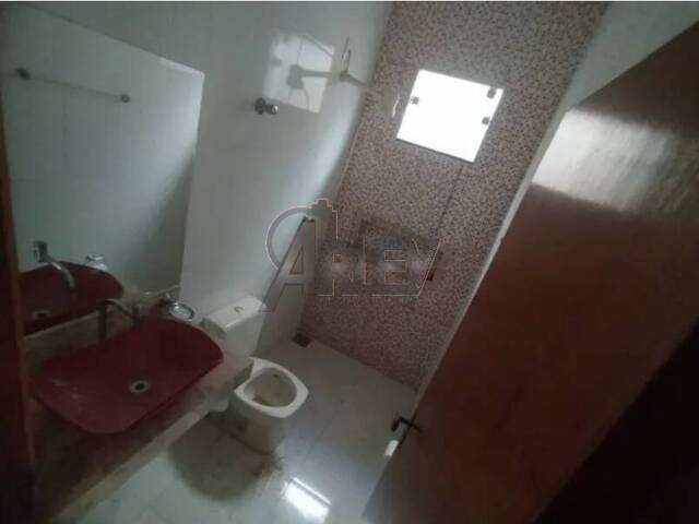 #5340 - CASA USADA / SBPE para Venda em Montes Claros - MG - 2