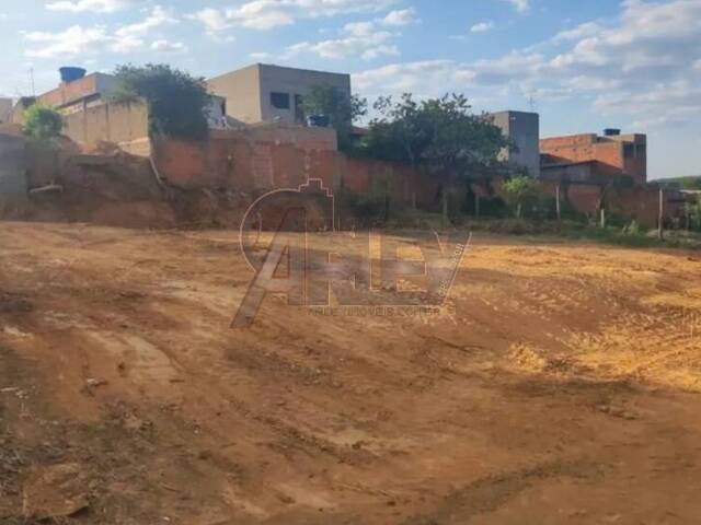 #5358 - Lote Particular para Venda em Montes Claros - MG - 1