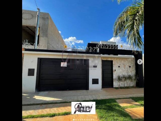 #5378 - Casa Usada para Venda em Montes Claros - MG - 1