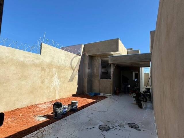 #5382 - Casa Usada para Venda em Montes Claros - MG - 3