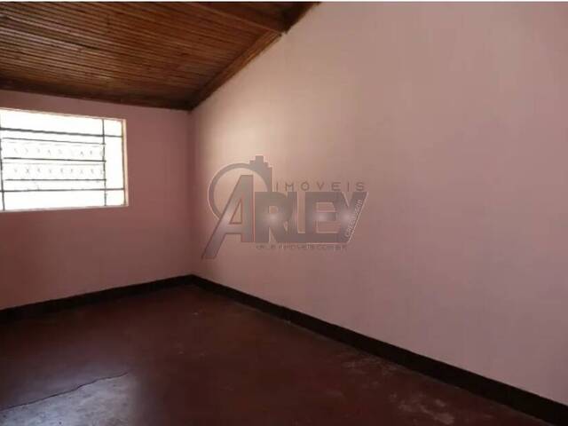 #5388 - Casa Usada para Venda em Montes Claros - MG - 2