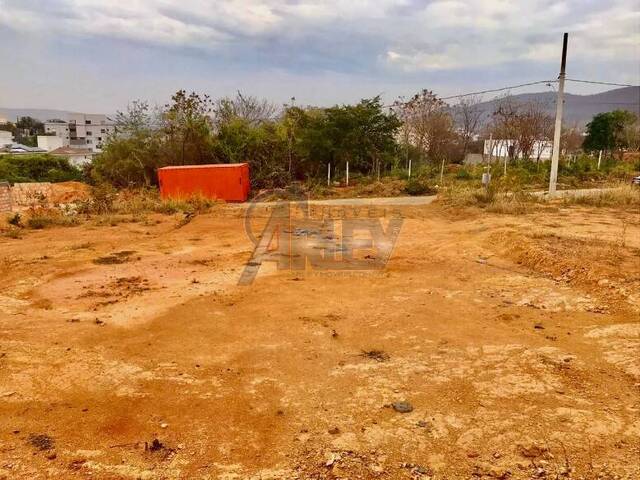 #5429 - Área para Venda em Montes Claros - MG - 2