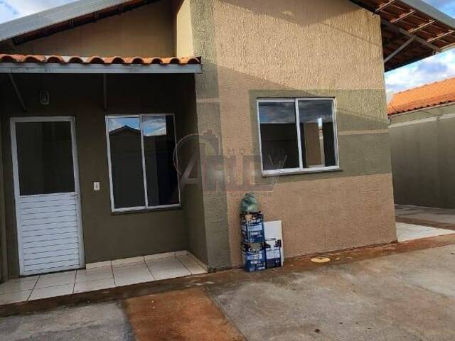#5431 - Casa Usada para Venda em Montes Claros - MG - 1
