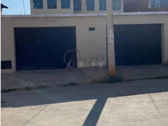 #5462 - Casa Usada para Venda em Montes Claros - MG - 1