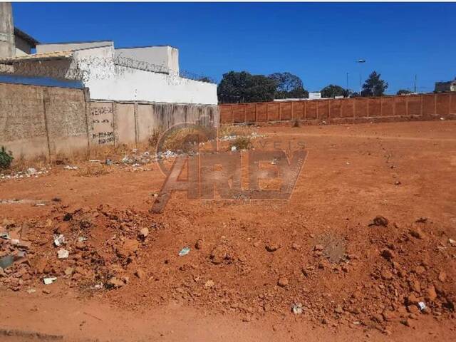 #5470 - Lote Particular para Venda em Montes Claros - MG - 1