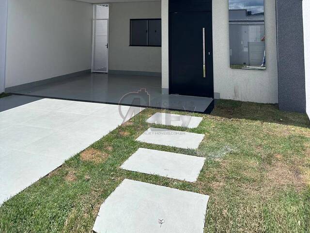 #5491 - Casa Nova para Venda em Montes Claros - MG - 1