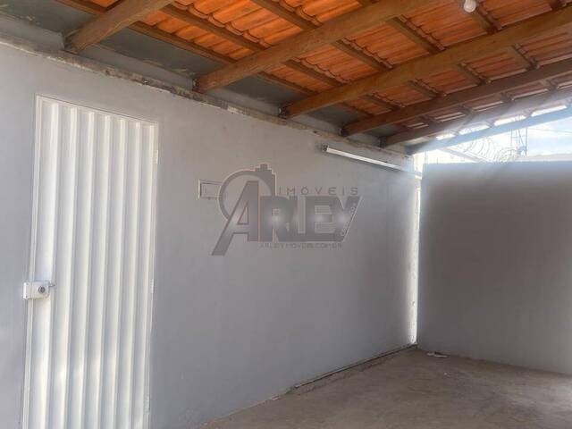 CASAS USADA / SBPE para Venda em Montes Claros - 4