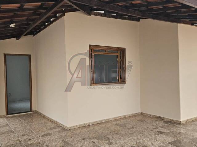 #5545 - Casa Usada para Venda em Montes Claros - MG - 3