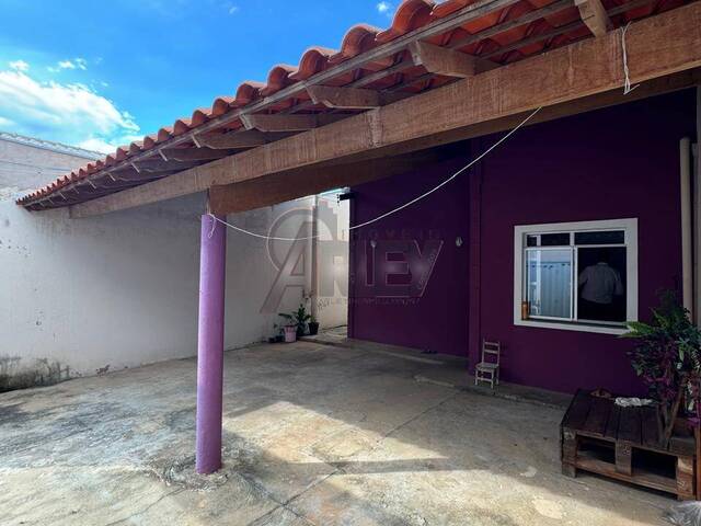 #5556 - Casa Usada para Venda em Montes Claros - MG - 1