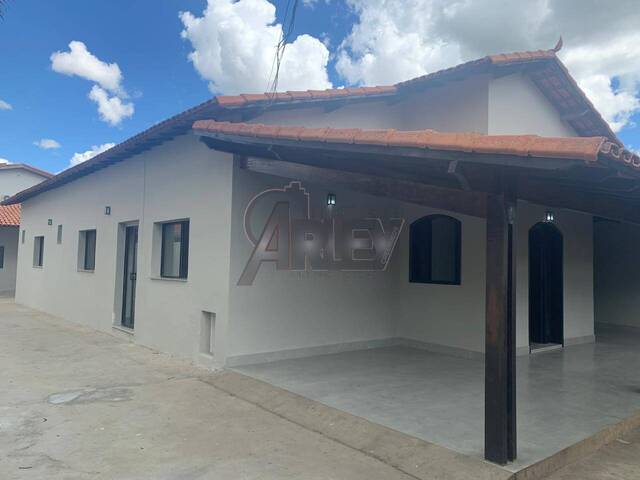 #5561 - Casa Usada para Venda em Montes Claros - MG - 3