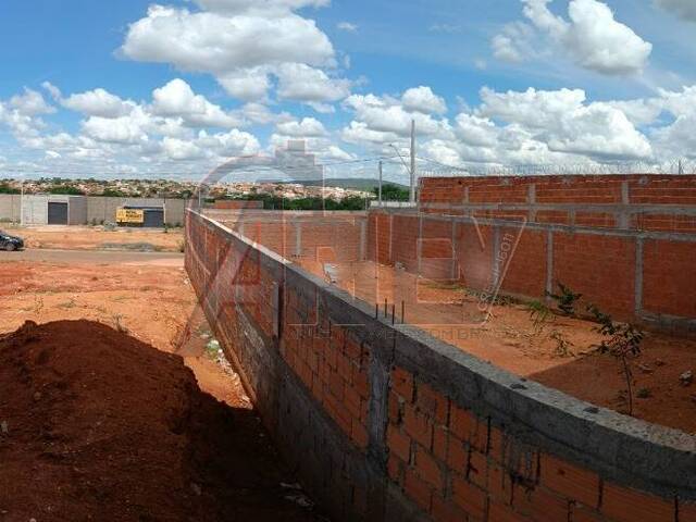 LOTES PARTICULAR para Venda em Montes Claros - 4