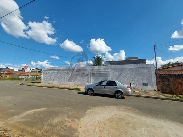 #5573 - Casa Usada para Venda em Montes Claros - MG - 3