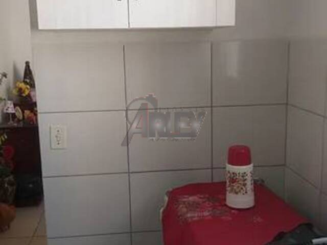 #5611 - Apartamento Usado para Venda em Montes Claros - MG - 2