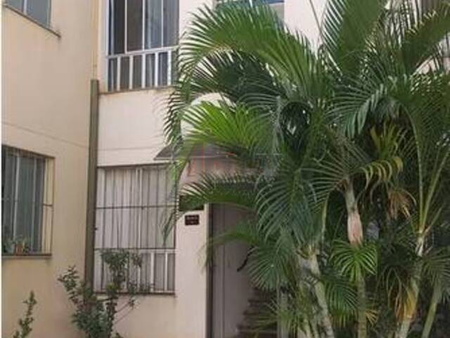#5611 - Apartamento Usado para Venda em Montes Claros - MG - 1