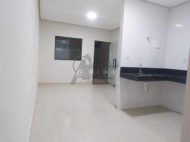 #5650 - Casa Usada para Venda em Montes Claros - MG - 3