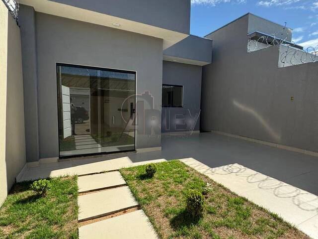 #5599 - Casa Nova para Venda em Montes Claros - MG - 1