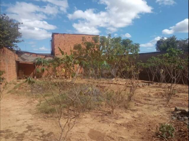 #5674 - Terreno para Venda em Montes Claros - MG - 2