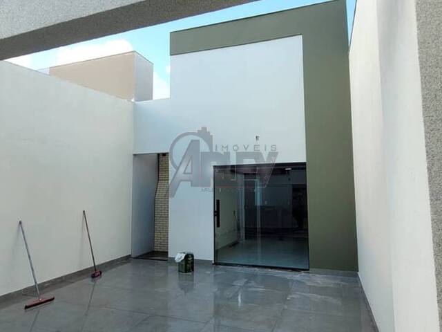 #5715 - Casa Nova para Venda em Montes Claros - MG - 2