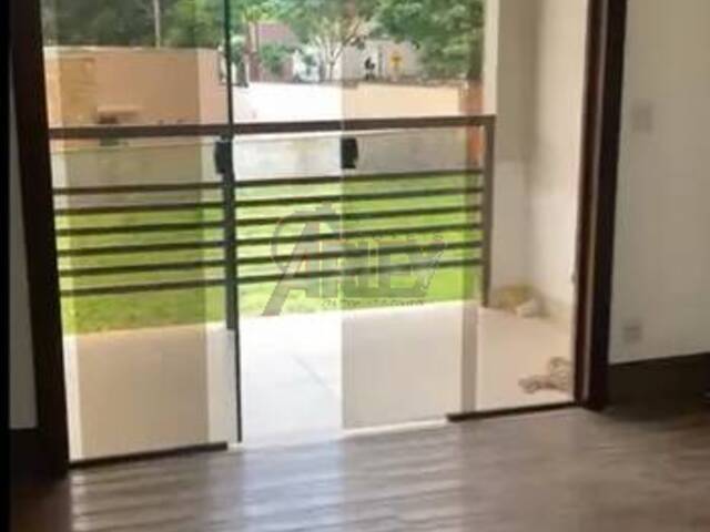 #5800 - Casa Usada para Venda em Montes Claros - MG - 2
