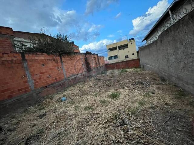 #5818 - Área para Venda em Montes Claros - MG - 2